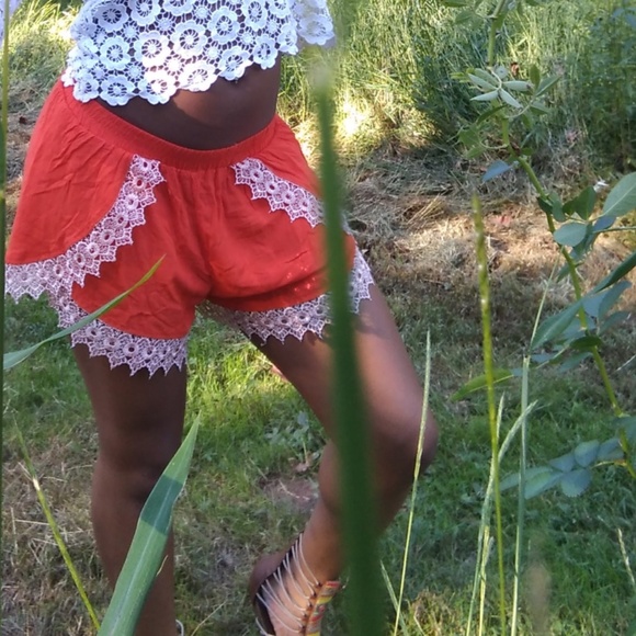 UK2LA Pants - Uk2la orange shorts with lace trimmings